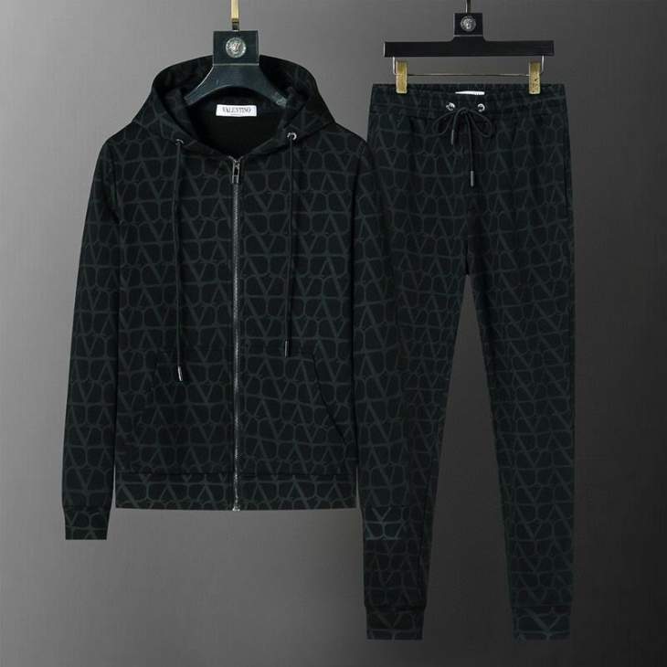 Picture of Valentino Sweater Suits _SKUValentinoM-3XL25wr0142704